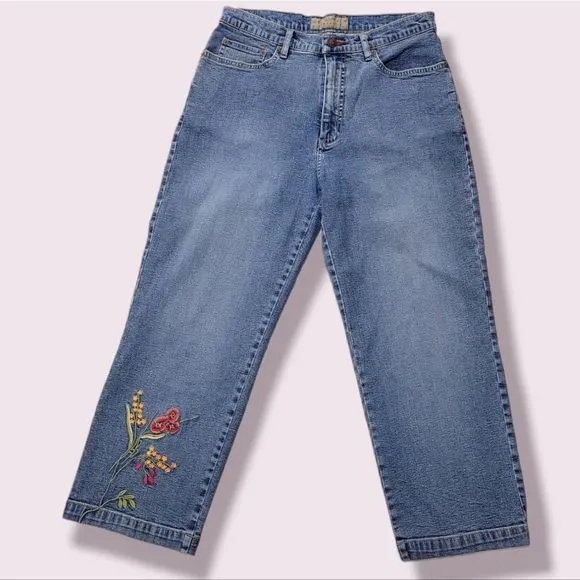CHRISTOPHER Blue High Rise Cropped/Capri Jeans. Embroidered | Size 12