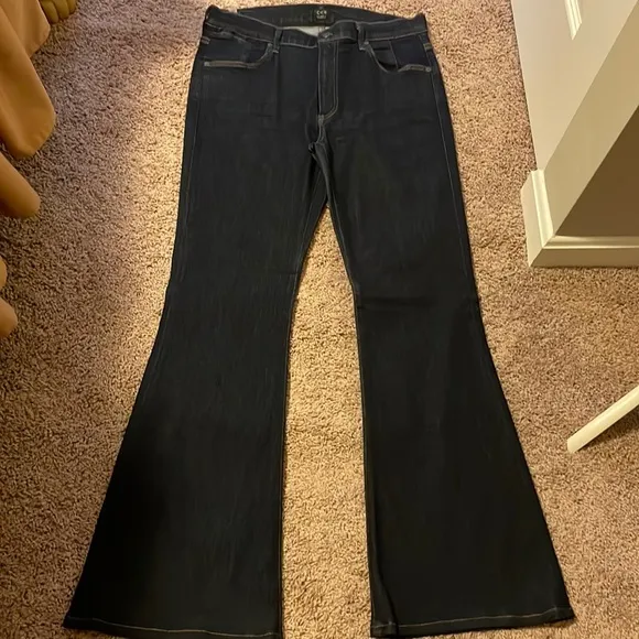 Citizens of Humanity Dark Blue Flare Leg Jeans, Size 32, Inseam 32 inches