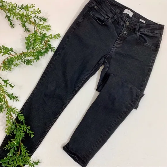 New CLOSED Baker Long Soft Stretch BlackGray Denim
          
      Boutique