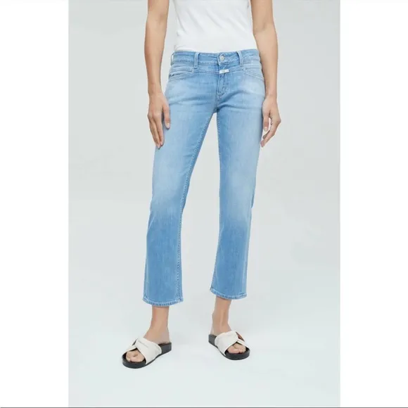 Closed Starlet crop straight Jeans size 27
