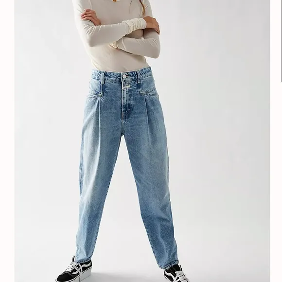 CLOSED Italian Organic Cotton High Rise Relaxed Tapered Jeans Pearl 2020 30