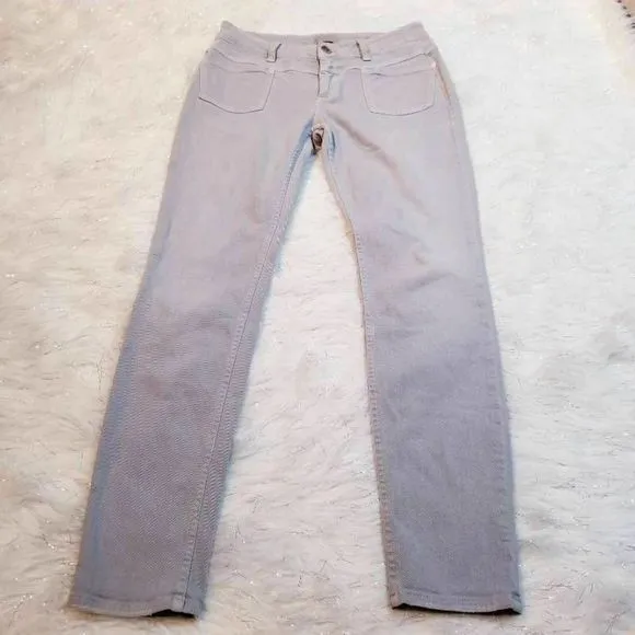 Closed Pedal-X Straight Leg Jeans Gray Med Wash