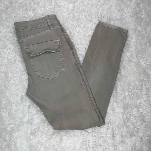 Closed Richmond Skinny Ankle Jeans with Snap Pockets in grayish-green, size 26