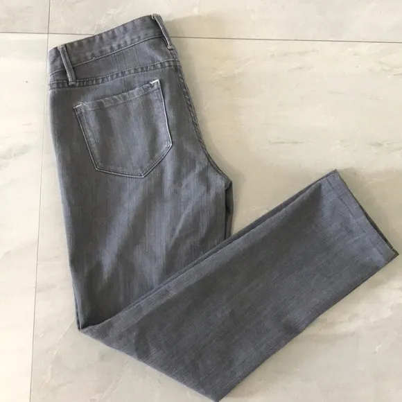 Club Mónaco Jeans