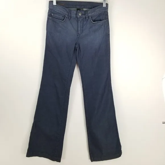 Club Monaco Jeans 25 Blue Boot Cut Runs Big Measure 28.5 101710