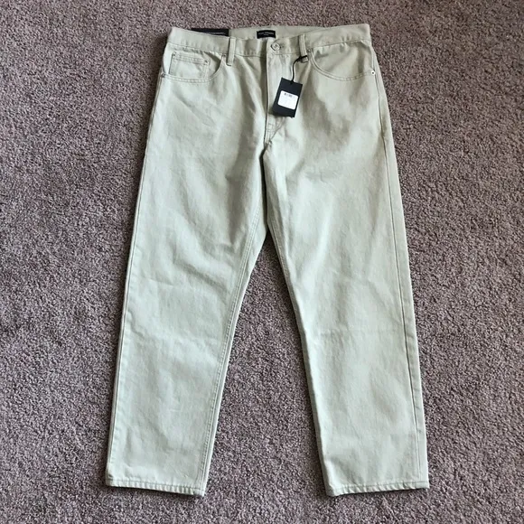 Club Monaco Women's Relaxed Slim Crop Denim
          
      NWT
