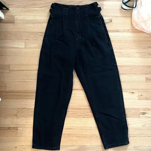 Colovos high waisted buckle jean