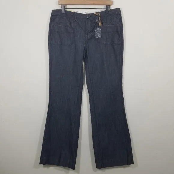 NWT Converse Jeans Size 12
          
      NWT