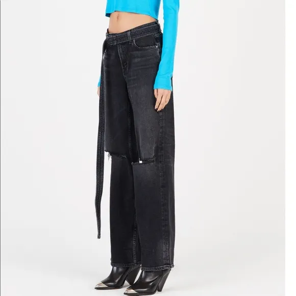 Cotton Citizen Boyfriend Jean
          
      Boutique