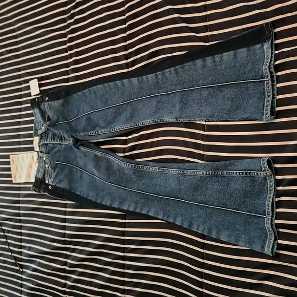 COTTON CITIZEN STRETCH DENIM JEAN. SIZE 23. BUTTON FLY TUXEDO STRIPE.
          
      NWT