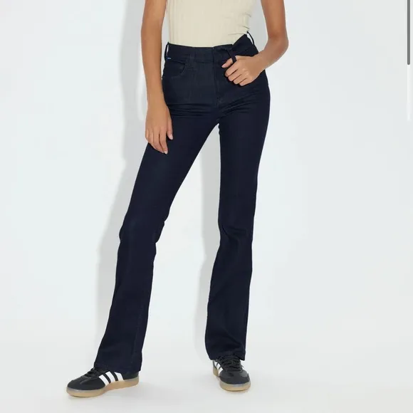 Cotton Citizen The Naomi Flared Jean
          
      Boutique