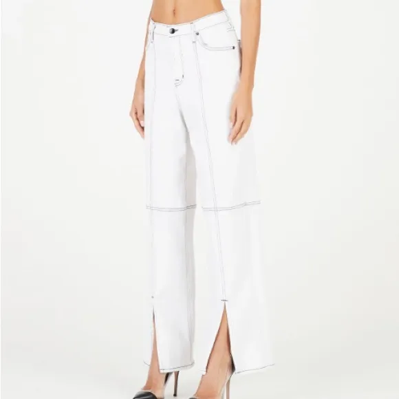 NWOT Cotton Citizen Super Trendy High wasted Vickie Jeans!