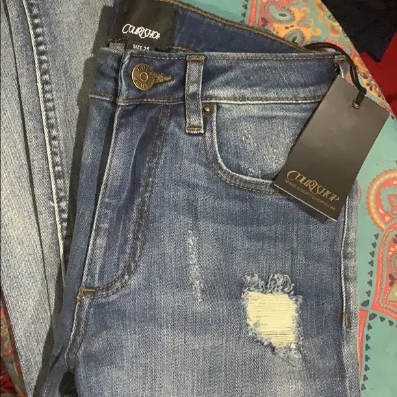 Courtshop Jeans Skinny high rise tattered Size 25
          
      NWT