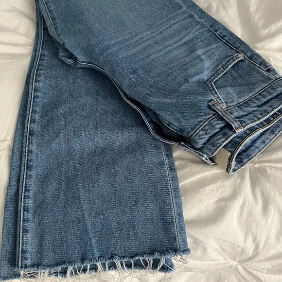 CQY Lightwash Highwaisted Flare Jeans