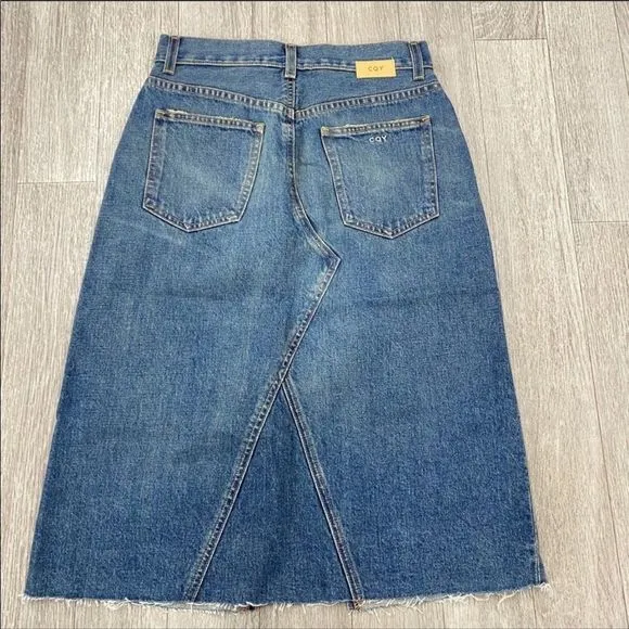 New CQY vintage denim skirt
          
      Boutique