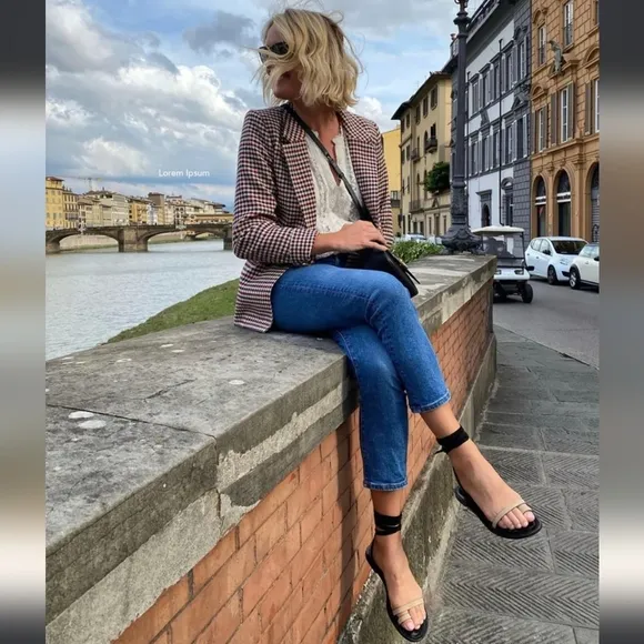 CQY Friend Moment Mid-Rise Straight Jean 29