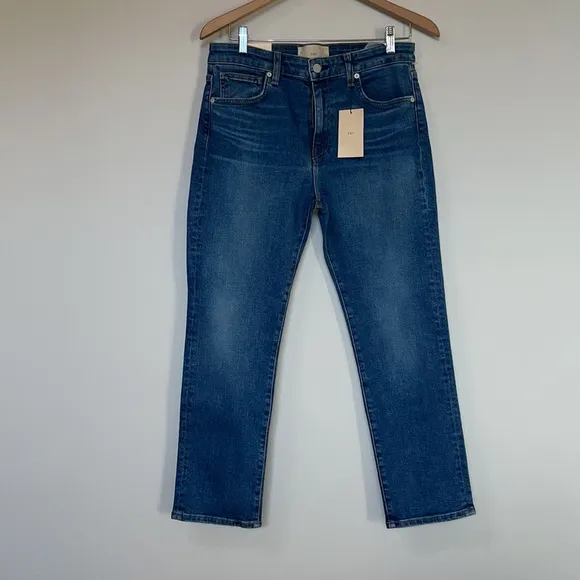 CQY friend high rise straight leg
          
      NWT