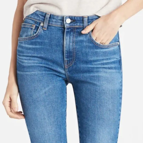 CQY Friend in Moment size 29
          
      NWT