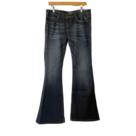 Cult of Individuality Womens 30 Leisure Flare Denim Jeans Distressed Long Length