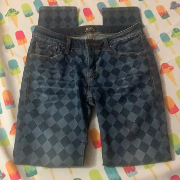 D-ID NY/SKINNY Jeans, Size 27, NWOT MAKE AN OFFER!!! These jeans will sell fast
