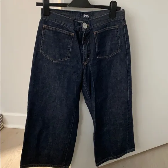 Cropped wide leg denim jeans