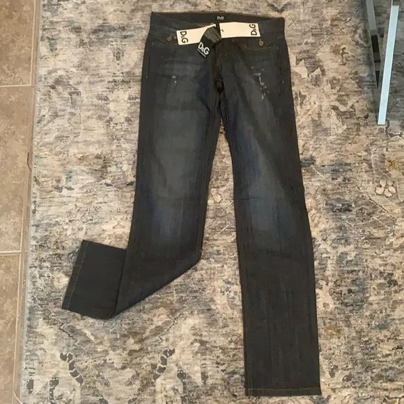 BNWT DOLCE & GABBANA blue jeans size 25
          
      Boutique