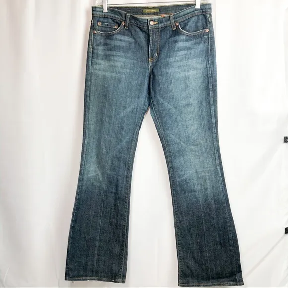 DAVID KAHN Size 31 Nikki Boot Cut Jeans. EUC.