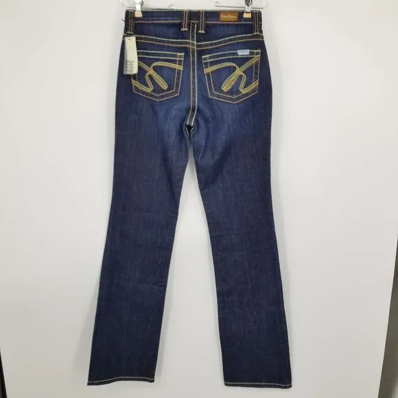 NWT David Kahn Women's Boot Cut Jeans Size 6
          
      NWT
