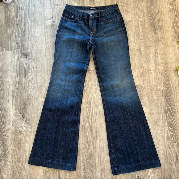 DAVID KAHN  size 28 flare jeans