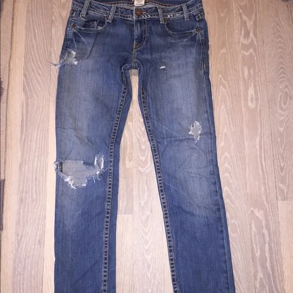 Denim of Virtue Straight Leg blue jeans