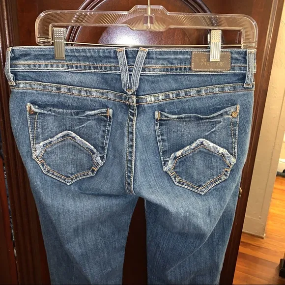 Womens Denim of Virtue jeans size 29 low rise