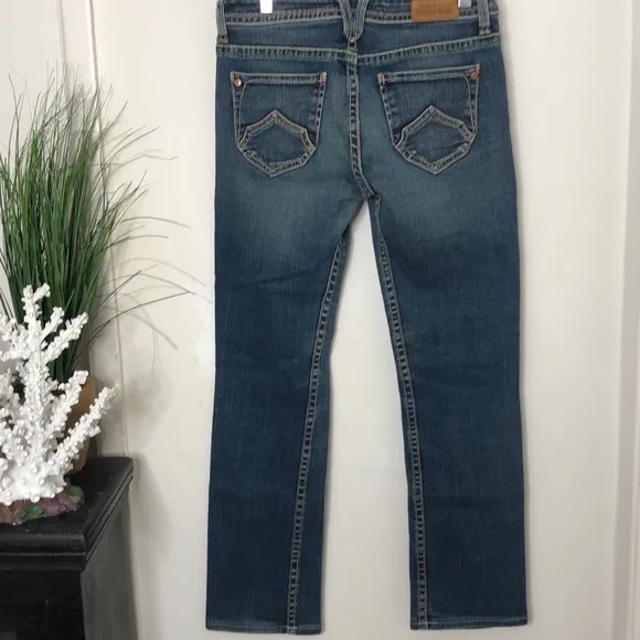 DOV Denim of VIRTUE Mid Waist Straight Leg Blue Jeans