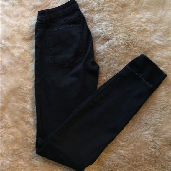 Denimocracy Skinny Sz 25 Black great Jeans & comfy