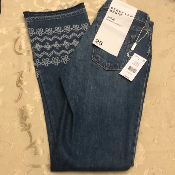 NWT Derek Lam Jane MId Rise Flip Flop Jeans
          
      NWT