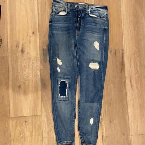 High waisted super cute torn jeans