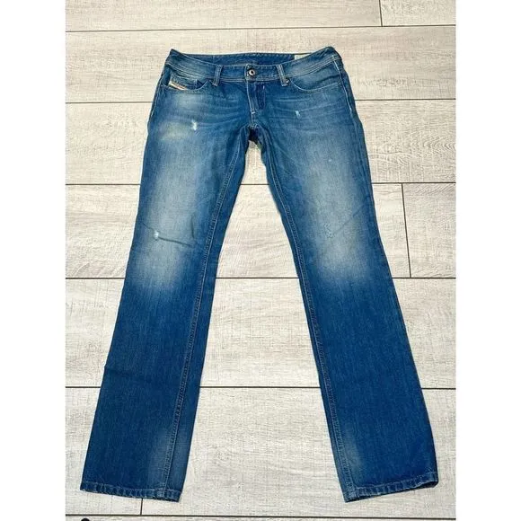 Diesel Lowky regular slim, straight, low waste Size 28
