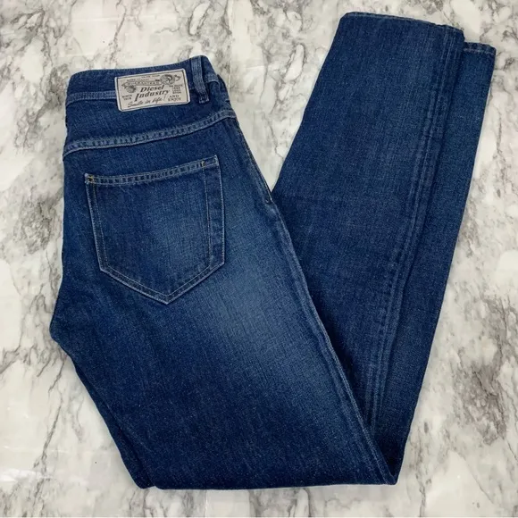 Diesel Industry Pure Organic Cotton Jeans made in Italy Dark Wash Blue size 28