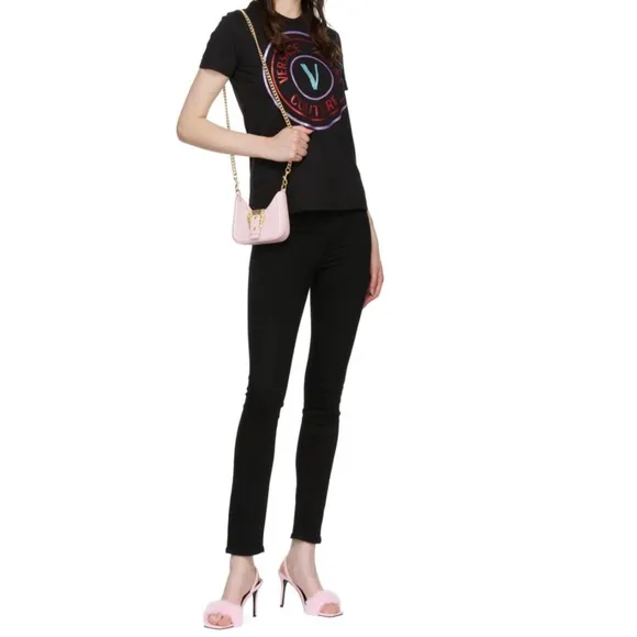 VERSACE BLACK JEANS COUTURE.SIZE 28-42
          
      NWT