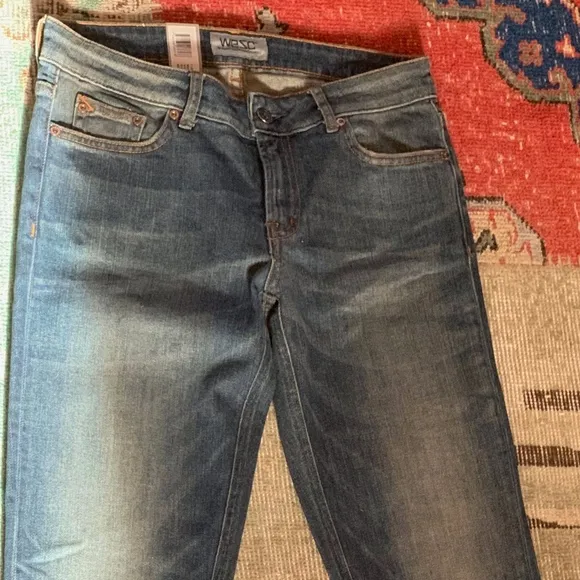 WeSC Mandy 5-Pocket Skinny Jean Sz 27
          
      NWT