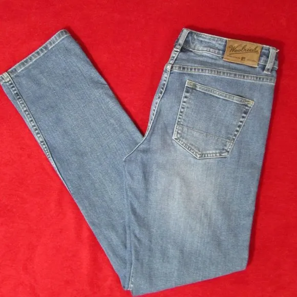 Woolrich Classic Medium Wash Straight Leg Jeans Stretch QUALITY!