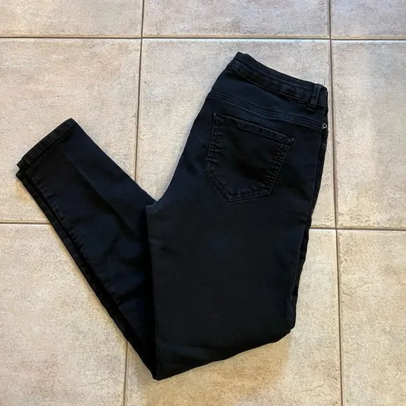 Zara jeans