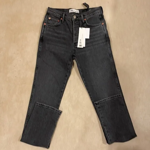 NWT Zara Slim Full Length Black Washed Jeans in Size 2
          
      NWT