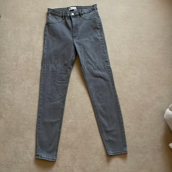 Zara Gray Stretchy skinny Ankle Jeans in size 6