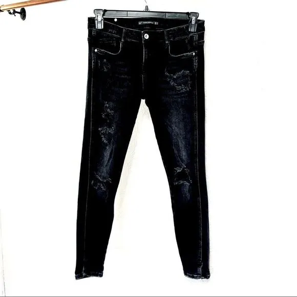 Zara Trafaluc Denimwear distressed jeans sz8