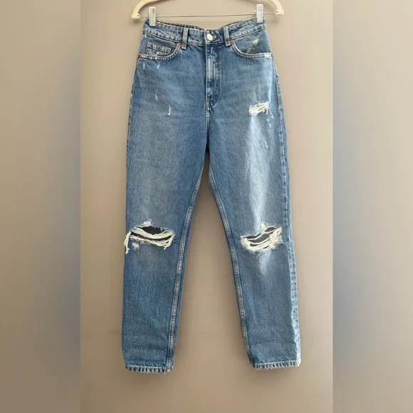 Zara Women’s High Waist Straight Leg Distressed Jeans Size 4