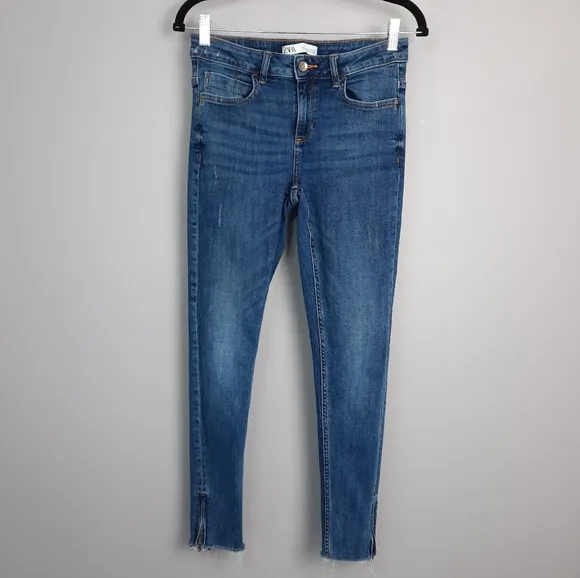 Zara Raw Hem Zipper Ankle Skinny Jeans size 6