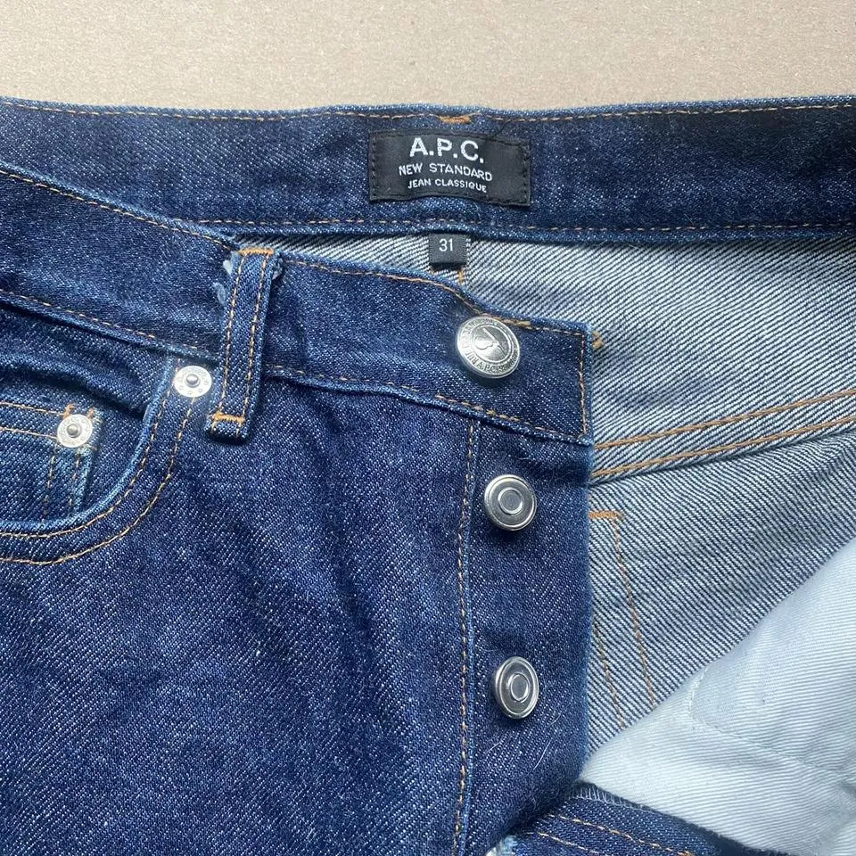 A.P.C. Men's Blue and Navy Jeans