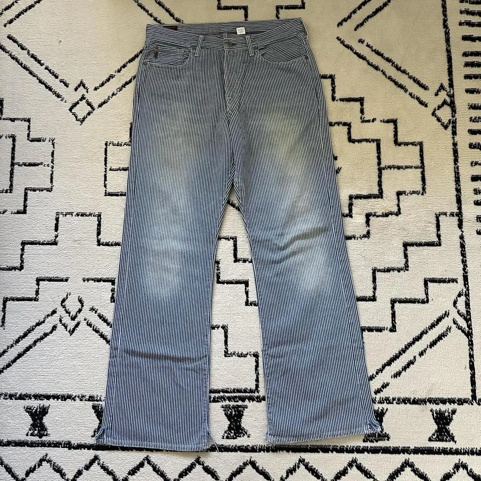 Abercrombie & Fitch Men's Blue and White Jeans
