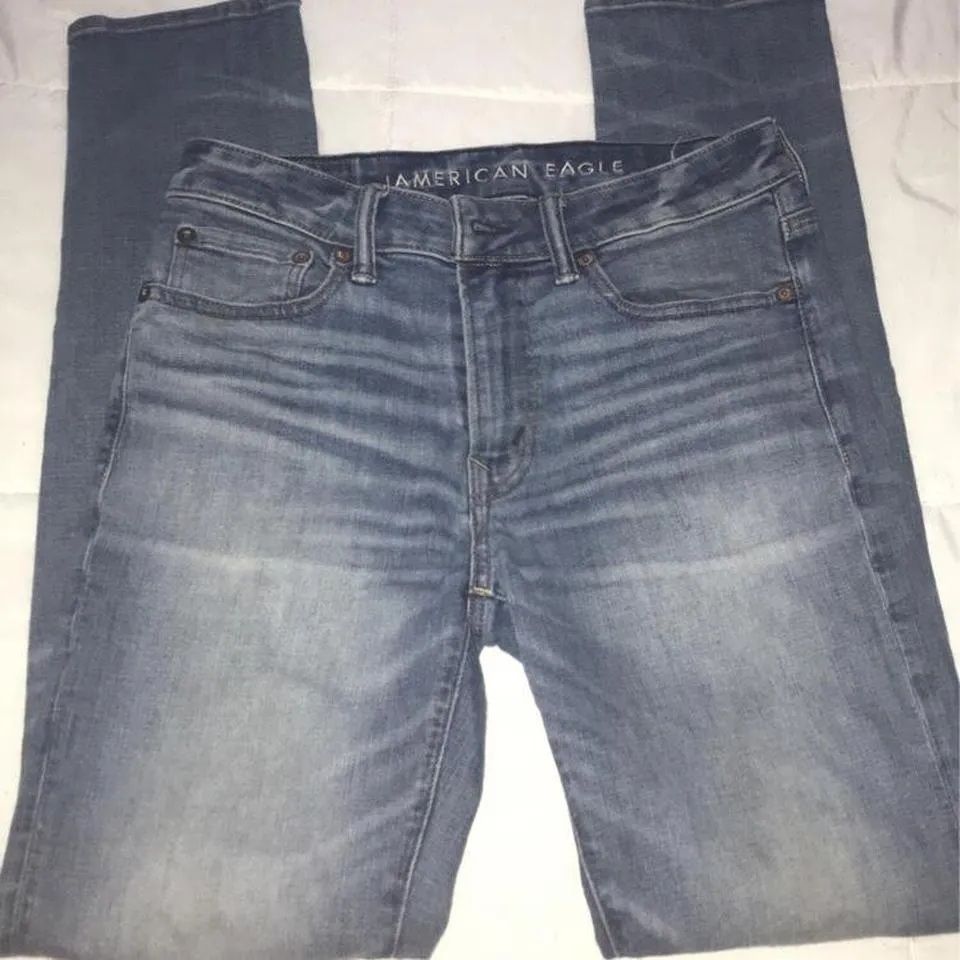 American Eagle Outfitters Men's Blue Jeans