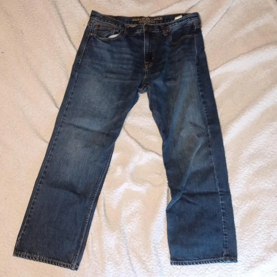 American Eagle Outfitters Men's Blue and Navy Jeans